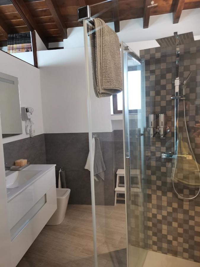 Fg Albayzin Apartamento Deluxe Con Terraza Vistas Y Parking Gratis Apartment Granada Luaran gambar